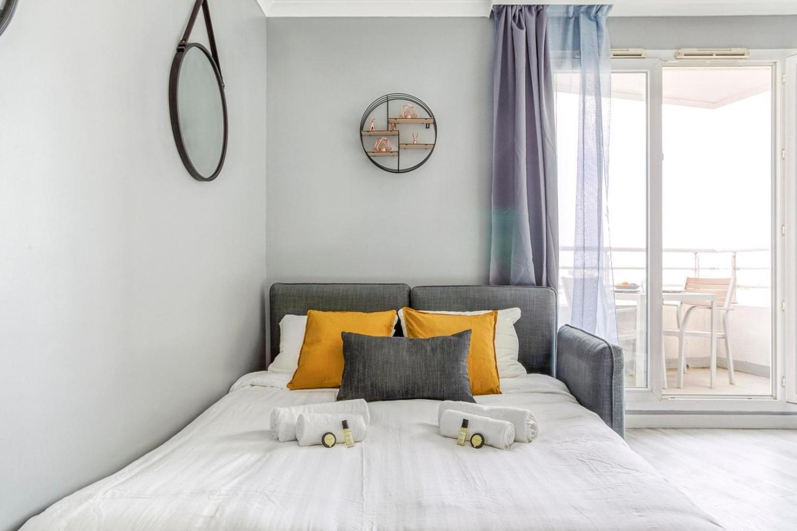 Joli Studio A Courbevoie - La Defense Екстериор снимка